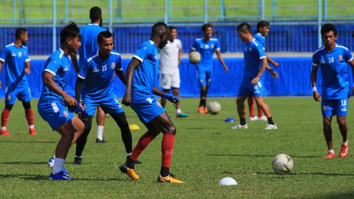 Skuat Arema FC Batal Berangkat ke Pekanbaru