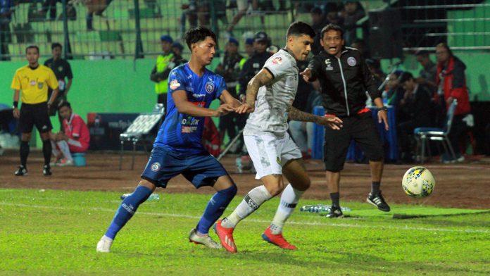 Laga PS Tira-Persikabo vs Arema Tetap di Bogor