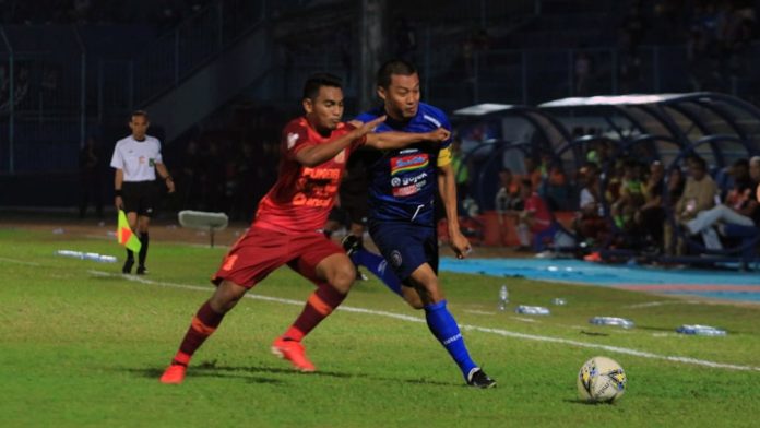Arema FC vs Borneo FC