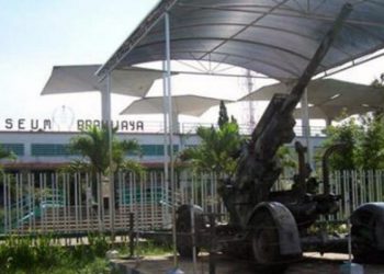 Meriam si Buang dan Kisah Heroiknya Sebelum Menghuni Museum Brawijaya