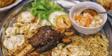 https://www.google.com/url?sa=i&url=https%3A%2F%2Fwww.puteramentari.com%2Fsewa-mobil-surabaya-ke-rumah-makan-cairo%2F&psig=AOvVaw3Uj0XWYHekAafq693-ySRi&ust=1585732849258000&source=images&cd=vfe&ved=0CAMQjB1qFwoTCMDw1KuxxOgCFQAAAAAdAAAAABAe