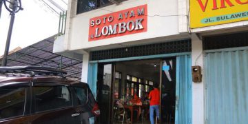 https://kumparan.com/fery-arifian/mencicipi-kuliner-legendaris-soto-ayam-lombok-malang-1squZfhmmh7