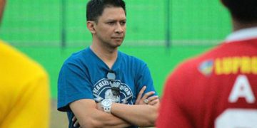 Iwan Budianto (C) Wearemania
