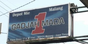 https://www.gotravelly.com/culinary/detail/885-mie_paling_enak_dan_legendaris_semalang_raya_mie_gajah_mada
