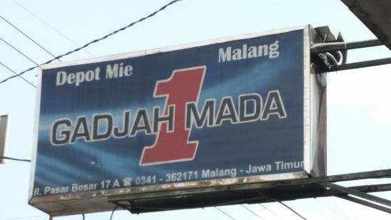 https://www.gotravelly.com/culinary/detail/885-mie_paling_enak_dan_legendaris_semalang_raya_mie_gajah_mada
