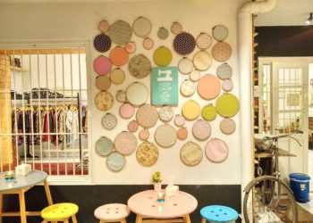 https://www.google.com/url?sa=i&url=https%3A%2F%2Fwww.tripadvisor.co.id%2FRestaurant_Review-g297710-d8553782-Reviews-Madam_Wang_Secret_Garden-Malang_East_Java_Java.html&psig=AOvVaw28nQ0vs5JT63Be2h3vwX8I&ust=1587271982037000&source=images&cd=vfe&ved=0CAMQjB1qFwoTCJiFp_-W8egCFQAAAAAdAAAAABAD
