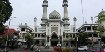 85 Masjid yang Tetap Akan Melaksanakan Sholat Idhul Fitri 1441 H
