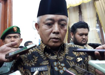 https://www.google.com/url?sa=i&url=https%3A%2F%2Fsurabaya.kompas.com%2Fread%2F2018%2F10%2F16%2F14485291%2Fwabup-sanusi-resmi-jabat-plt-bupati-malang&psig=AOvVaw3LQpq_xlGNU5Lt6gtVR0FC&ust=1588928451604000&source=images&cd=vfe&ved=0CAMQjB1qFwoTCJjK0tyxoekCFQAAAAAdAAAAABAD