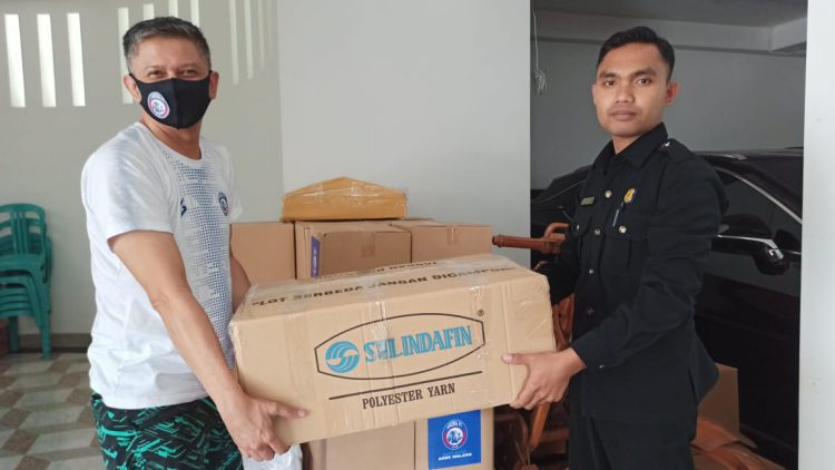 Iwan Budianto Donasikan masker untuk kampung tangguh