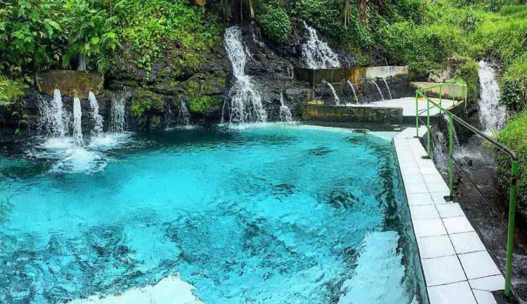 https://www.google.com/url?sa=i&url=https%3A%2F%2Fwww.travellora.net%2F2019%2F04%2Fdestinasi-wisata-alam-di-malang.html&psig=AOvVaw3JWlKygAOuJpL1jO-TlIal&ust=1589277939629000&source=images&cd=vfe&ved=0CAMQjB1qFwoTCODu9tTHq-kCFQAAAAAdAAAAABAD