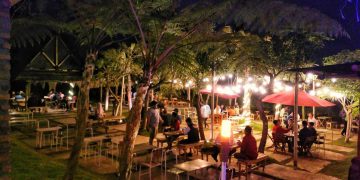 https://celotehdinihari.com/malam-minggu-di-cafe-tepi-sawah-indigo/