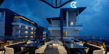 https://surabaya.bisnis.com/read/20200217/562/1202498/nikmati-keelokan-kota-batu-dari-skydome-golden-tulip-batu