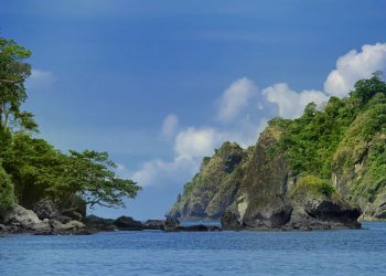 https://www.hipwee.com/travel/23-destinasi-wisata-di-malang-dan-sekitarnya-yang-sayang-untuk-dilewatkan/