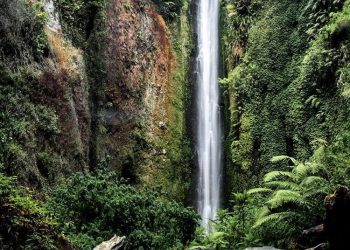 https://liburmulu.com/coban-glotak-wisata-air-terjun-lereng-gunung-kawi/