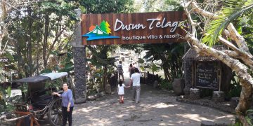 https://www.google.com/url?sa=i&url=https%3A%2F%2Fwww.tripadvisor.co.id%2FHotel_Review-g297710-d10000818-Reviews-Dusun_Telaga_Resort-Malang_East_Java_Java.html&psig=AOvVaw2oSTipCIfoKrRPsbyFN66C&ust=1594189125484000&source=images&cd=vfe&ved=0CAMQjB1qFwoTCLjgpcC_uuoCFQAAAAAdAAAAABAD