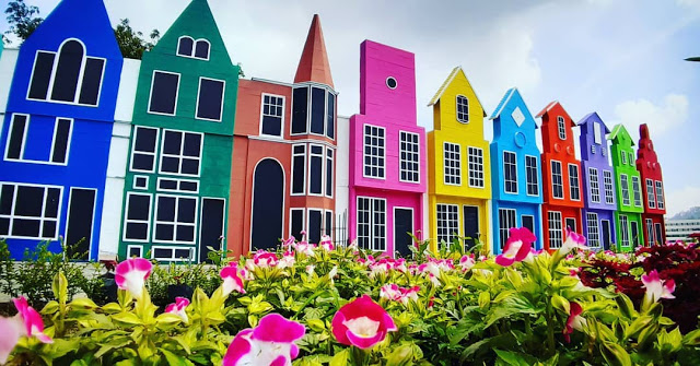 https://1.bp.blogspot.com/-t0cl9hXVsiU/Xg8X5VPT98I/AAAAAAAAExA/P_LIVyKHWLwDLp_GQxltrkivTHl96KkhACLcBGAsYHQ/s640/flora-wisata-san-terra-pujon-destinasi-wisata-terbaru-di-malang.jpg