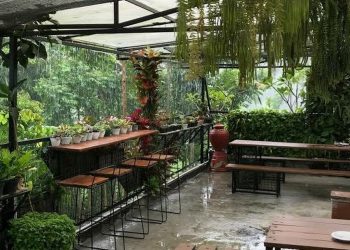 https://www.google.com/url?sa=i&url=https%3A%2F%2Fcarik-cenik-cafe-resto.business.site%2F&psig=AOvVaw0mBjQwIMbeisNftrjUUh1F&ust=1595853376648000&source=images&cd=vfe&ved=0CAMQjB1qFwoTCOCyu6f36uoCFQAAAAAdAAAAABAD