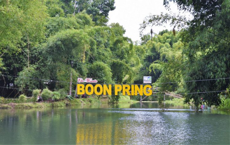 https://www.google.com/url?sa=i&url=http%3A%2F%2Flukmanmohdluck.blogspot.com%2F2019%2F01%2Fboon-pring-obyek-wisata-yang-sedang.html&psig=AOvVaw33tbaNOrc4z6lgBU3qx5-P&ust=1596622419625000&source=images&cd=vfe&ved=0CAMQjB1qFwoTCLDmuZiogesCFQAAAAAdAAAAABAJ