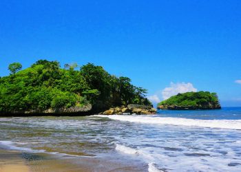 https://www.google.com/url?sa=i&url=https%3A%2F%2Fwww.manusialembah.com%2F2015%2F06%2Fwisata-pantai-bajul-mati-malang-selatan.html&psig=AOvVaw2TLvgFiaNYJodyi0YRfSTu&ust=1596688951412000&source=images&cd=vfe&ved=0CAMQjB1qFwoTCODIx42gg-sCFQAAAAAdAAAAABAD