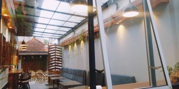 https://travelingyuk.com/happy-bee-resto-jogja/278767/