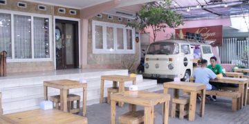 https://www.google.com/url?sa=i&url=https%3A%2F%2Fwww.malangculinary.com%2Fvolks-waffle-streatery&psig=AOvVaw2NKUlwAOOvKC-KewifF75x&ust=1598060818515000&source=images&cd=vfe&ved=0CAMQjB1qFwoTCOiO0s-Wq-sCFQAAAAAdAAAAABAD