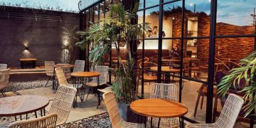 https://www.google.com/url?sa=i&url=https%3A%2F%2Fwww.kulinermantap.com%2F2020%2F03%2Fnakoa-cafe-rekomendasi-tempat-nongkrong.html&psig=AOvVaw0aLar6qWb-7BQ3BTe8Nt3P&ust=1596334044473000&source=images&cd=vfe&ved=0CAMQjB1qFwoTCOiN-K71-OoCFQAAAAAdAAAAABAI