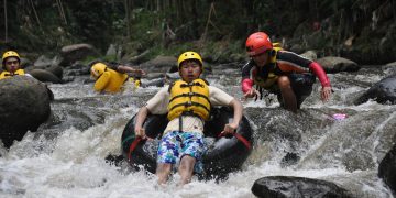 https://www.google.com/url?sa=i&url=https%3A%2F%2Fmgyoe.blogspot.com%2F2016%2F11%2Fwisata-tubing-wringinanom.html&psig=AOvVaw3lIZzfAC5zWBE9B-PyzCEH&ust=1598070308294000&source=images&cd=vfe&ved=0CAMQjB1qFwoTCIiJuv25q-sCFQAAAAAdAAAAABAJ