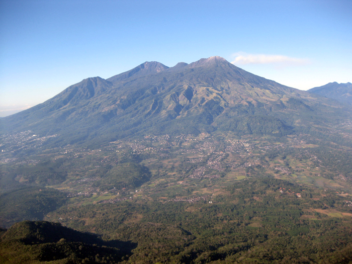 Jalur Naik Gunung Arjuno Lewat Sumber Brantas Dibuka