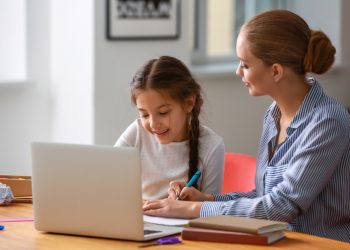 Tips mendampingi anak belajar dari rumah