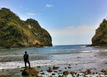 Keindahan Pantai Tengger yang Masih Misterius