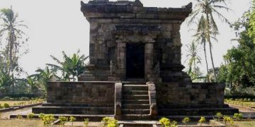 Wisata Sejarah ke Candi Badut, Lokasi dan Harga Tiketnya