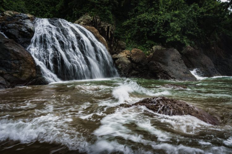 Pantai Banyu Anjlok Kabupaten Malang
