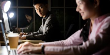 Aturan Lembur Terbaru dari Omnibus Law Ciptaker