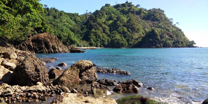 Pantai Pakisan, Pesona Terjal di Pesisir Malang Selatan