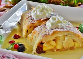 Resep Strudel Apel Khas Malang dan Cara Memasaknya