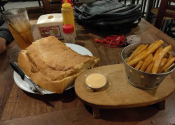 Wisata kuliner dengan Porsi Jumbo di Malang Raya