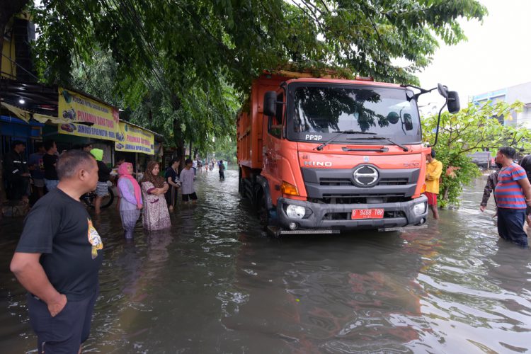 Gubernur Jatim: Waspada Ancaman Bencana Hidrometeorologi