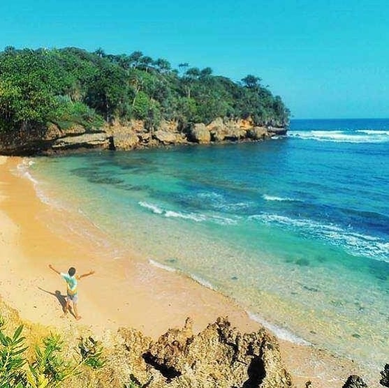 Pantai regent Malang