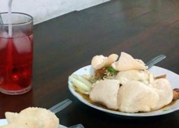 Tahu Telor Warung Mulia, Cita Rasa Bumbu yang Melegenda