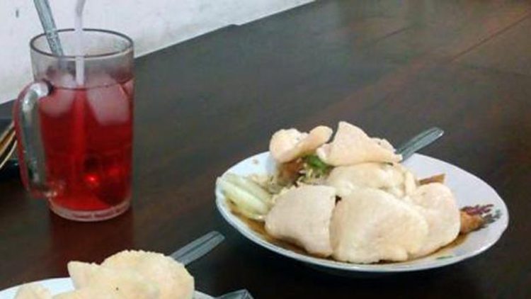 Tahu Telor Warung Mulia, Cita Rasa Bumbu yang Melegenda