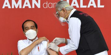 Presiden Jokowi Menjalani Vaksinasi Covid-19 Dosis Kedua