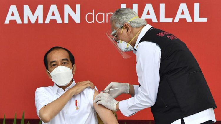 Presiden Jokowi Menjalani Vaksinasi Covid-19 Dosis Kedua