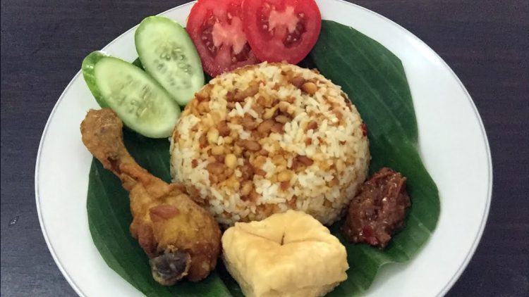Nikmatnya Nasi Tutug Oncom di Warung Katumbiri Malang