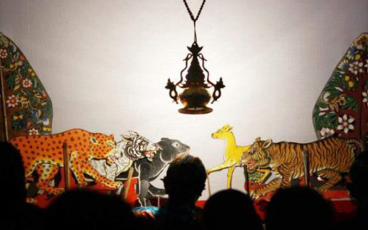 Pertunjukan wayang kancil