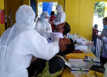Rapid Test Antigen Massal Jelang Piala Menpora 2021 di Stadion Kanjuruhan
