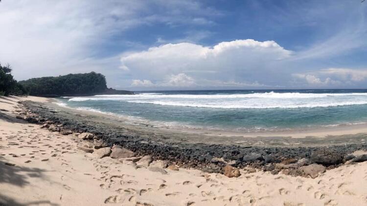 Pantai Rowo Gebang, Pesona yang Belum Terjamah di Kecamatan Bantur