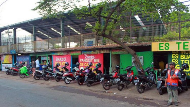 Ayo Ngabuburit ke Kompleks Penjual Es Dempo Malang
