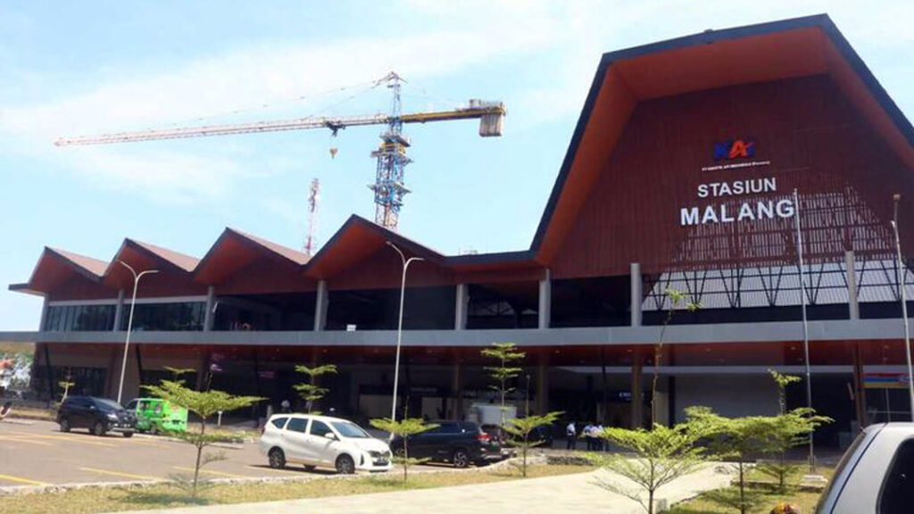 Stasiun Malang Kotabaru Sekarang Ada Dua