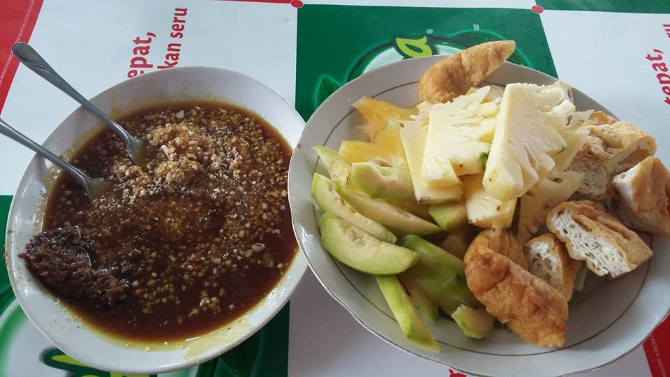 Rujak Manis Semeru