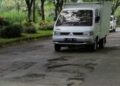 Pembangunan jalan di Kabupaten Malang mulai tersendat setelah alokasi Dana Desa 2026 turun drastis.